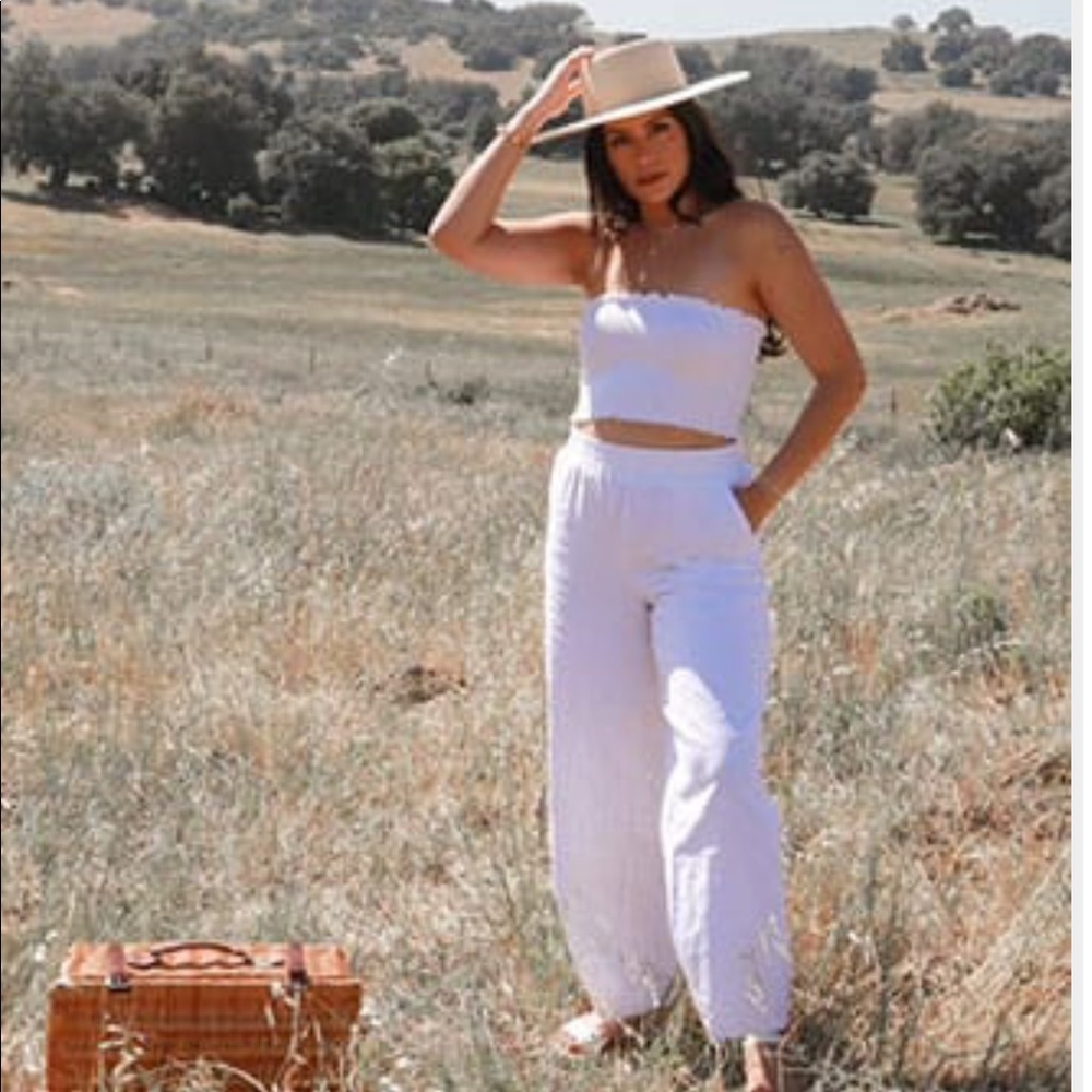 White linen pants